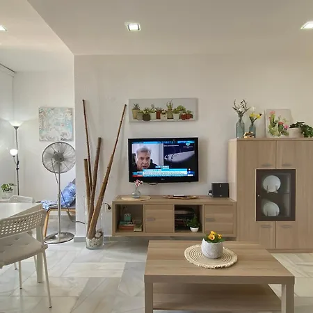 & Salt Clouds Apartment *