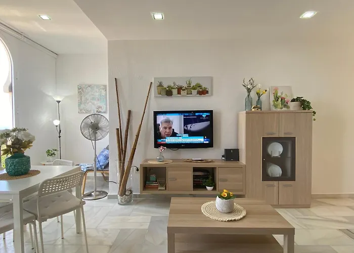 & Salt Clouds Apartment *