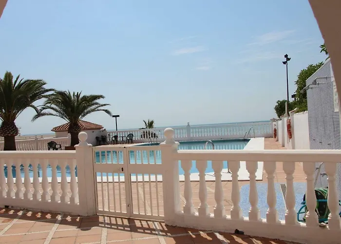 & Salt Clouds Lejlighed