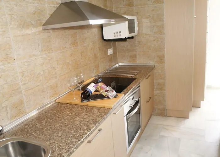 Lejlighed & Salt Clouds